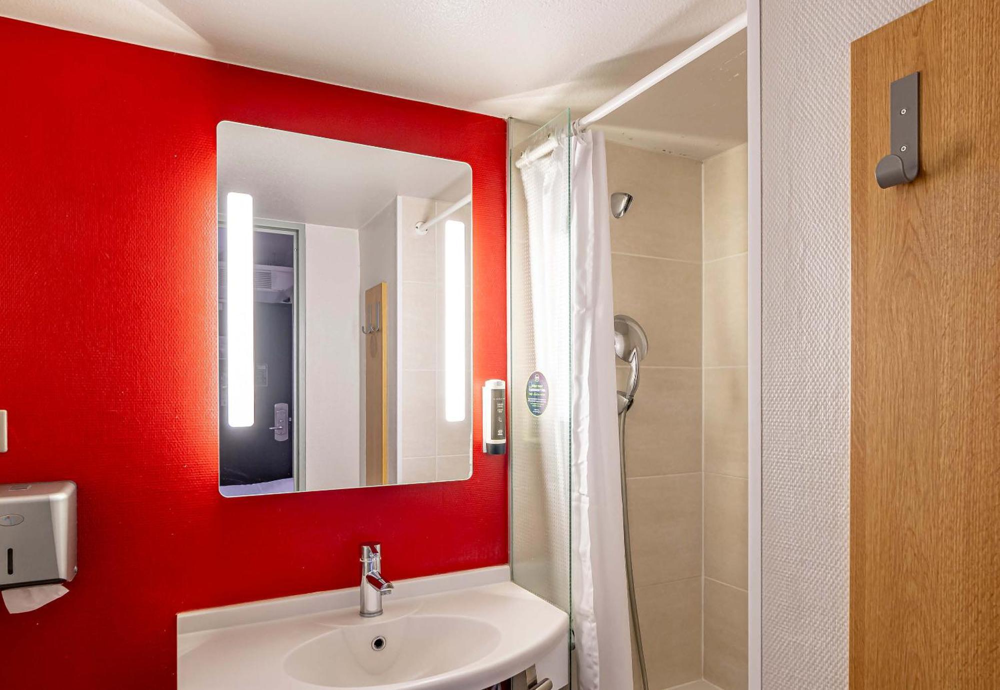B&B Hotel Perigueux Boulazac Eksteriør bilde